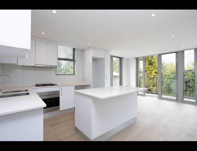 2 BEDROOM APARTMENT FOR SALE IN CLAREMONT UPPER